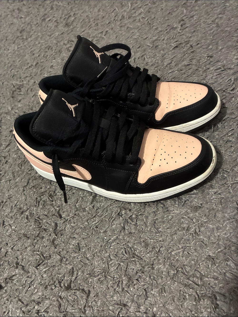 Jordan 1 low crimson tint - Picture 8 of 8